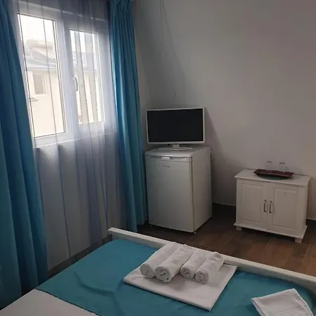 Guest house Casa Kalu 3*